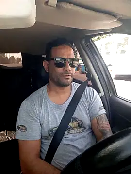 hecwil8 online show from November 2025 12:05:02 PM