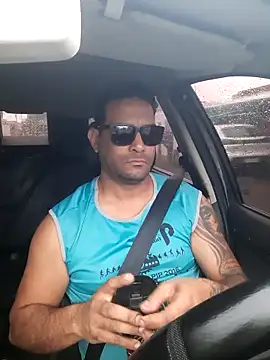 hecwil8 online show from November 2025 12:30:01 PM