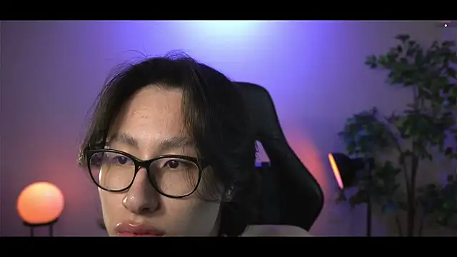 SrLuis18 online show from February 2025 12:48:01 AM