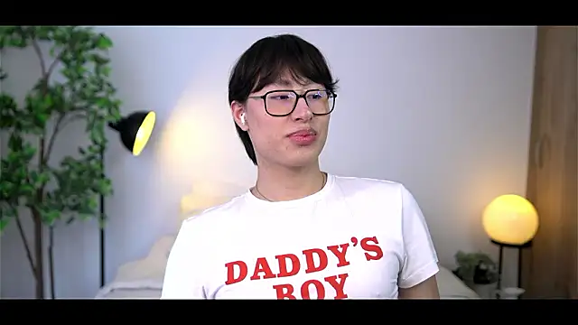 SrLuis18 online show from February 2026 09:13:01 PM