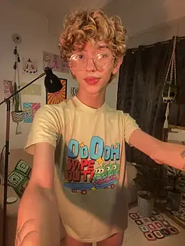 lyamthommpson online show from February 2026 02:48:01 AM