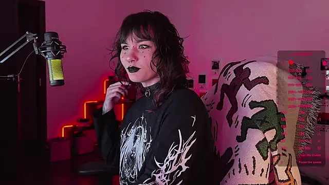 deadlysweet online show from December 2025 12:29:01 AM