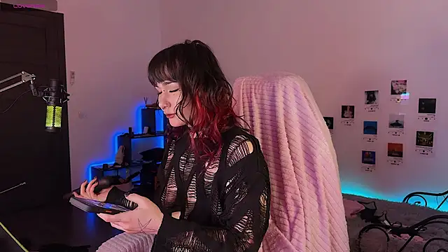 deadlysweet online show from March 2026 03:22:02 AM