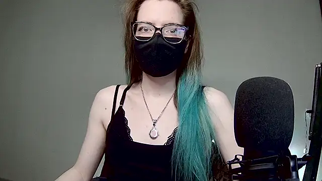 Snapshot of amber_candyfloss chatting on February 2025 10:44:02 PM amber candyfloss online show from February 2025 10:44:02 PM