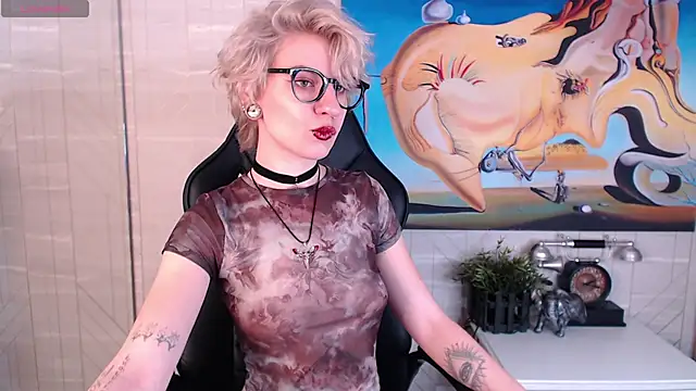  Moonlight t online show from February 2025 05:16:01 AM