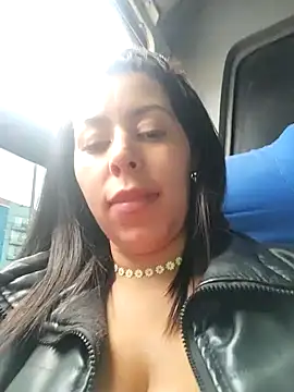 Snapshot of Emily_Wane chatting on December 2024 09:58:02 PM Emily Wane online show from December 2024 09:58:02 PM