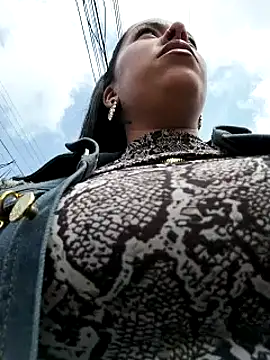 Snapshot of Emily_Wane chatting on December 2024 04:09:01 PM Emily Wane online show from December 2024 04:09:01 PM