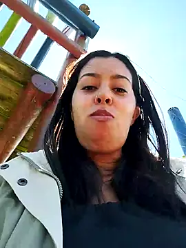 Snapshot of Emily_Wane chatting on December 2024 04:46:02 PM Emily Wane online show from December 2024 04:46:02 PM