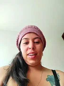 Snapshot of Emily_Wane chatting on December 2024 09:08:01 PM Emily Wane online show from December 2024 09:08:01 PM