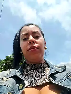 Snapshot of Emily_Wane chatting on January 2025 06:45:02 PM Emily Wane online show from January 2025 06:45:02 PM