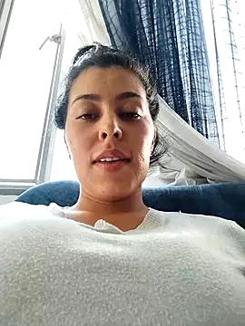 Snapshot of Emily_Wane chatting on March 2025 09:53:02 PM Emily Wane online show from March 2025 09:53:02 PM