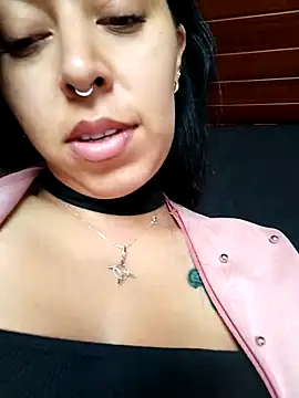 Snapshot of Emily_Wane chatting on September 2025 04:52:01 PM Emily Wane online show from September 2025 04:52:01 PM