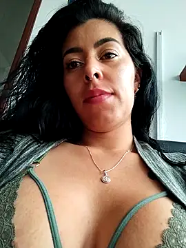 Snapshot of Emily_Wane chatting on November 2025 04:40:02 PM Emily Wane online show from November 2025 04:40:02 PM