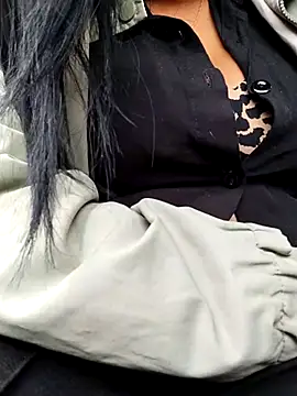 Snapshot of Emily_Wane chatting on November 2025 09:06:02 PM Emily Wane online show from November 2025 09:06:02 PM