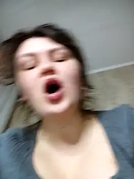 Snapshot of BlackCurly chatting on March 2025 09:25:02 PM BlackCurly online show from March 2025 09:25:02 PM