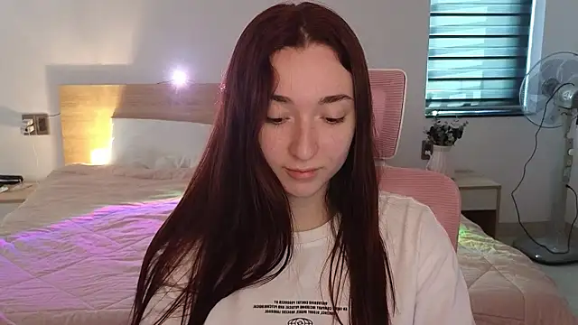 YasmineWest online show from April 2026 08:01:01 AM