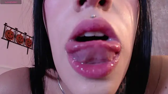 cattleya jensen  online show from October 2025 01:23:01 PM
