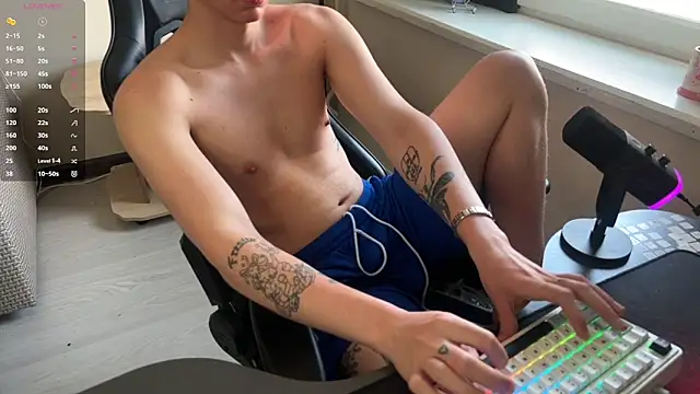 carthylovvve online show from June 2026 11:19:01 AM
