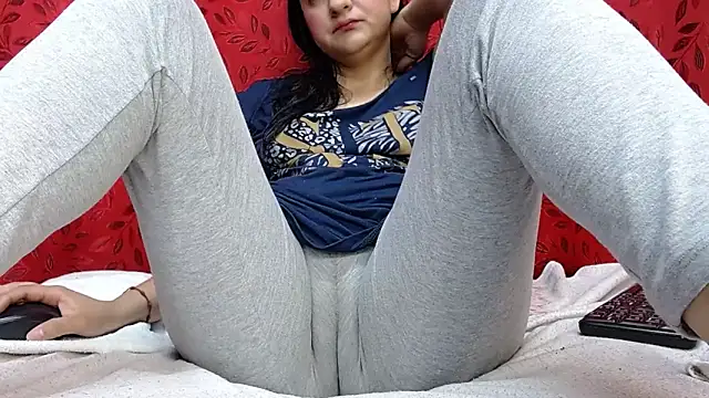 MELANIE SEX69 online show from February 2026 09:44:02 PM