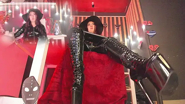 Snapshot of shaaroon_gold chatting on February 2025 01:20:01 AM shaaroon gold online show from February 2025 01:20:01 AM