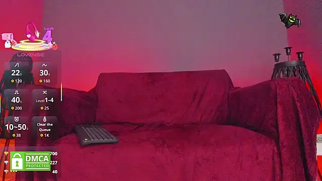 Snapshot of shaaroon_gold chatting on October 2025 02:06:02 PM shaaroon gold online show from October 2025 02:06:02 PM