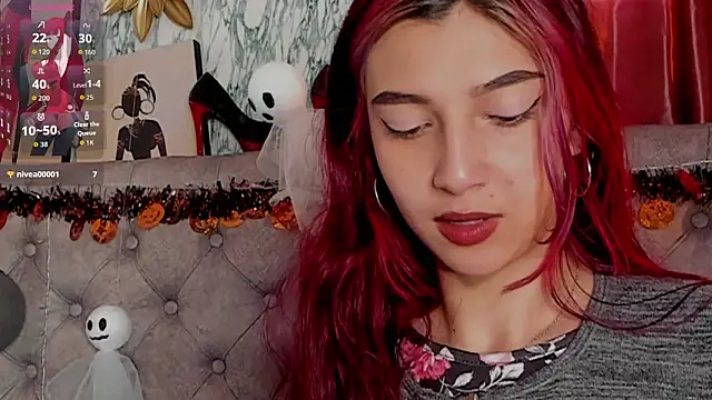 Snapshot of _Scarlett_01 chatting on November 2025 01:01:02 PM Scarlett 01 online show from November 2025 01:01:02 PM