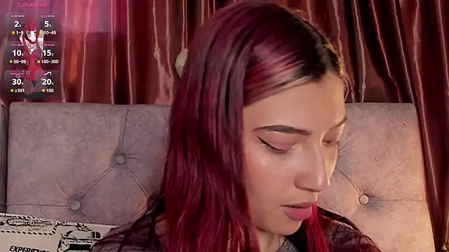 Snapshot of _Scarlett_01 chatting on November 2025 04:17:02 PM Scarlett 01 online show from November 2025 04:17:02 PM