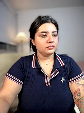 Snapshot of horny_roomiess chatting on October 2025 01:06:01 AM horny roomiess online show from October 2025 01:06:01 AM