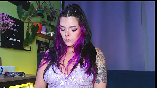 Snapshot of purple_em69 chatting on April 2026 01:23:02 AM purple em69 online show from April 2026 01:23:02 AM