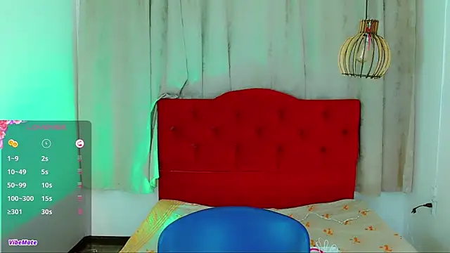 Jessica smith 1 online show from October 2025 12:06:01 PM