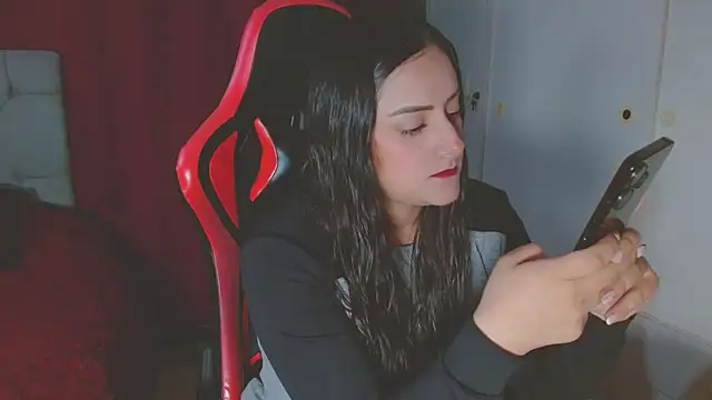 Noamartin  online show from January 2026 11:18:01 PM