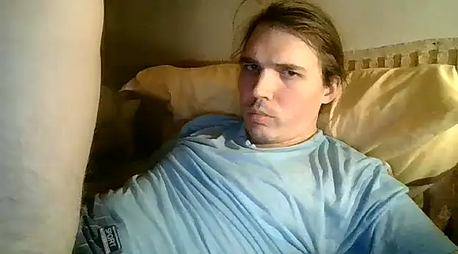 Snapshot of Davideksexy chatting on December 2024 04:05:01 PM Davideksexy online show from December 2024 04:05:01 PM