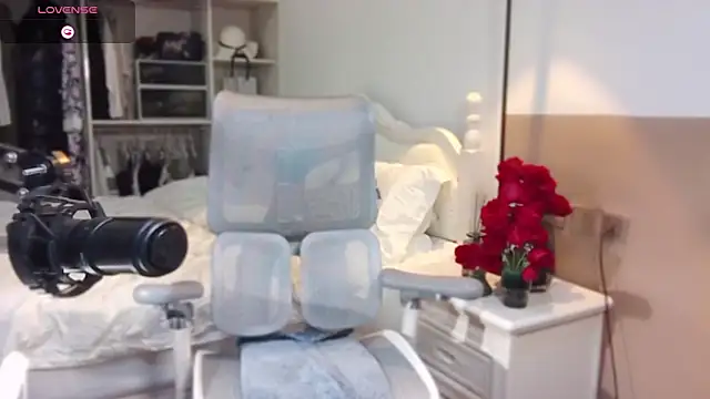 vyizh- online show from February 2025 08:17:01 AM