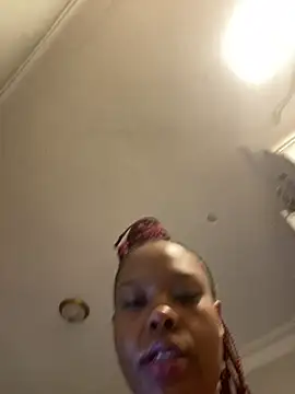 Dellah26 online show from April 2026 06:06:01 AM