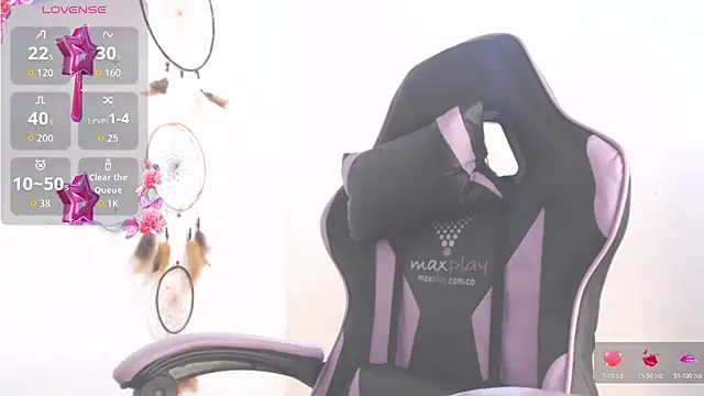 Amara18  online show from November 2025 10:42:01 PM