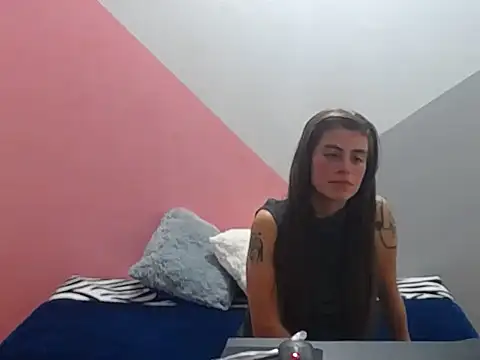 Snapshot of Merily_streep chatting on November 2025 06:40:02 PM Merily streep online show from November 2025 06:40:02 PM