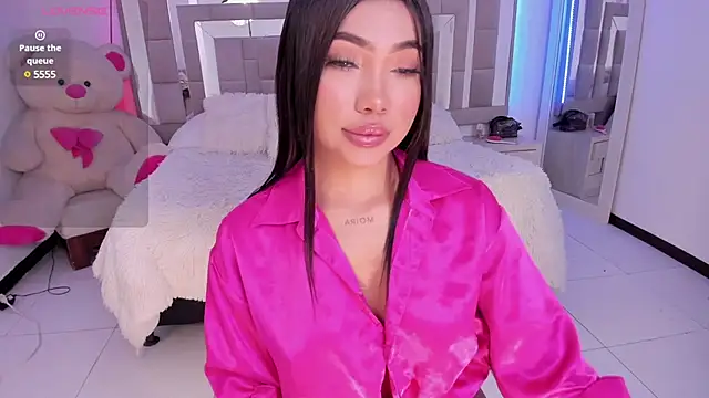 charlotte es online show from January 2025 04:20:01 AM