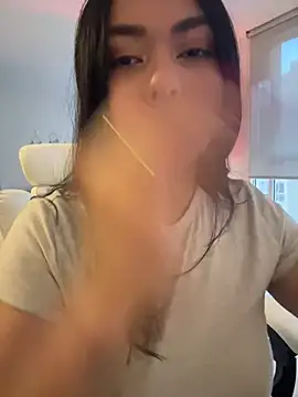 PetitLumiere online show from December 2024 10:45:01 PM