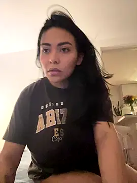 PetitLumiere online show from September 2025 02:49:01 AM