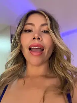 Ammy Castro online show from March 2026 10:26:01 PM