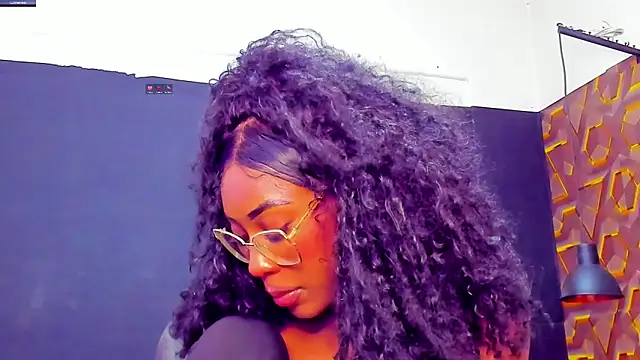 Snapshot of deyy_madissonn chatting on December 2024 08:10:02 PM deyy madissonn online show from December 2024 08:10:02 PM