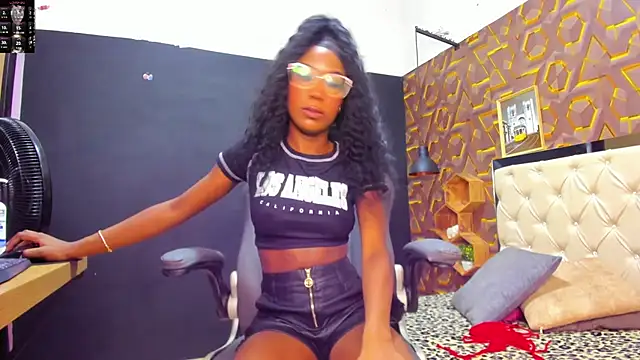 Snapshot of deyy_madissonn chatting on March 2025 08:09:02 PM deyy madissonn online show from March 2025 08:09:02 PM