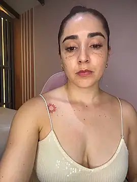 Victoria-And1 online show from February 2026 01:35:02 AM