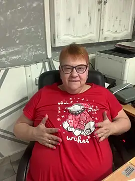 Klio5678 online show from April 2026 07:11:02 PM