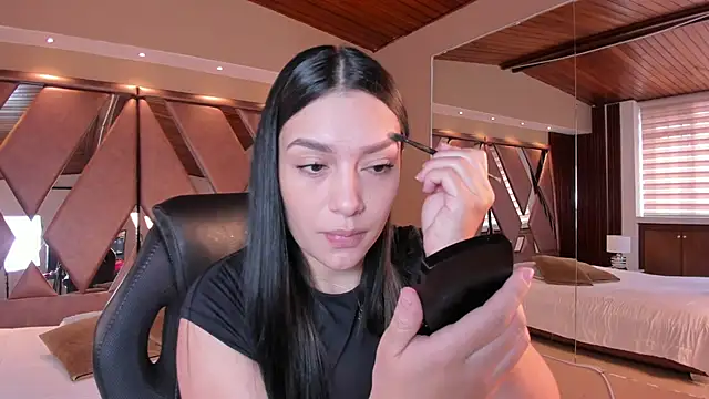 carina rossi online show from November 2025 01:11:01 PM