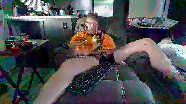 Snapshot of lateniter chatting on September 2025 12:30:01 PM lateniter online show from September 2025 12:30:01 PM