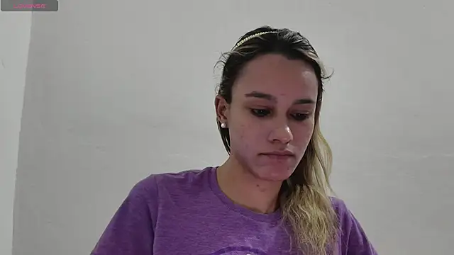 SamanthaWatson online show from November 2025 12:02:01 AM