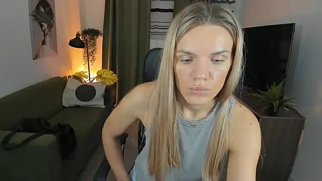 ViollaWise online show from February 2025 02:17:02 AM