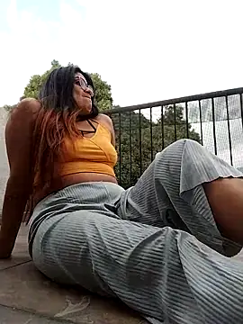 Luna Dumont online show from March 2025 09:57:01 PM