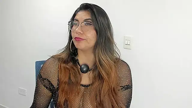 Luna Dumont online show from March 2025 08:32:02 PM